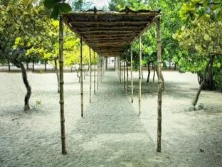 San Narciso Crystal Beach Resort المظهر الخارجي الصورة
